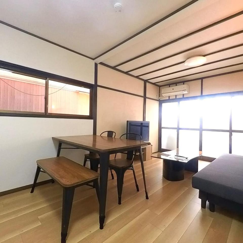 和歌山紀の川店 Apartment in Japan