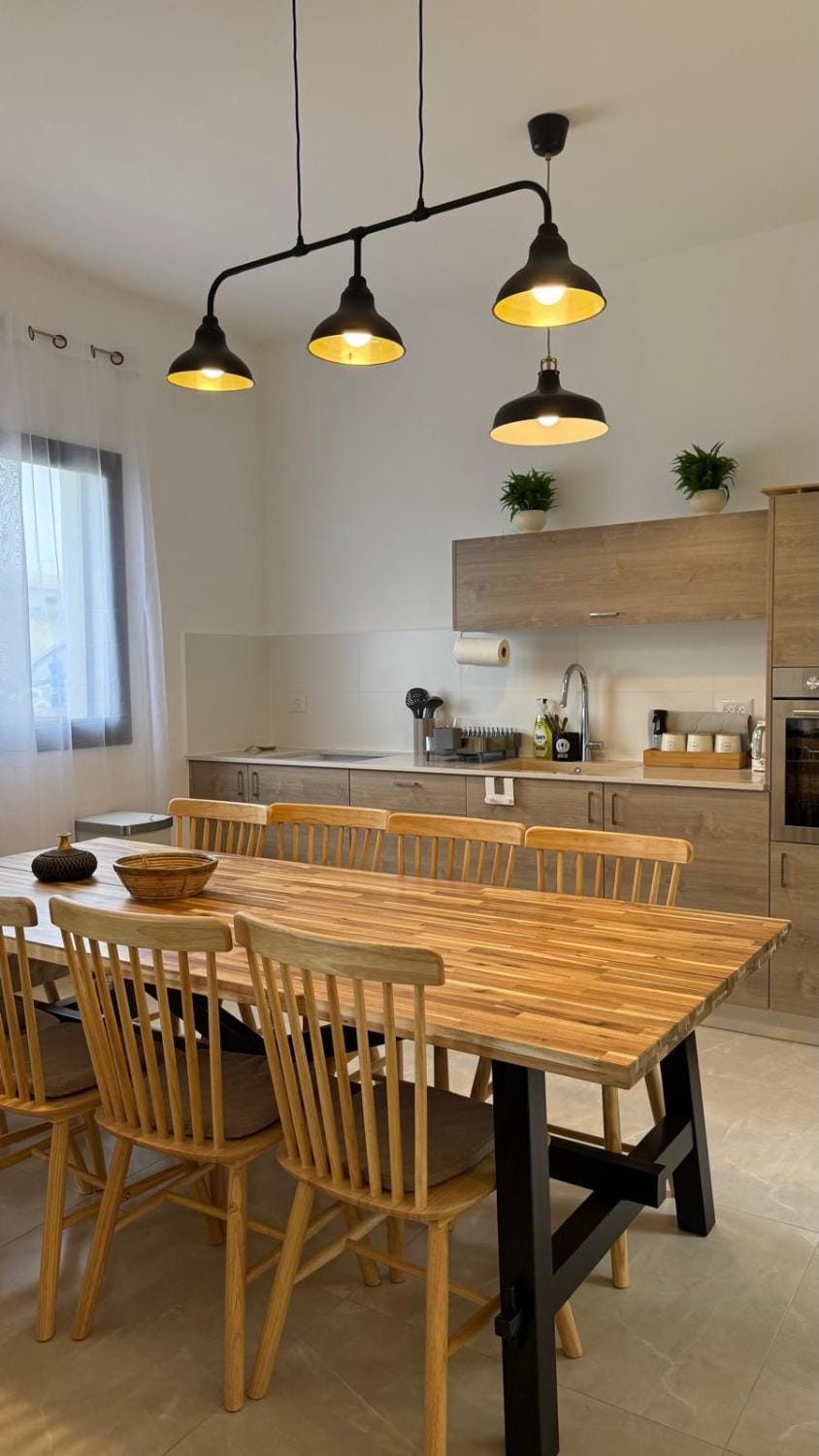 Dining area, Food, kitchen