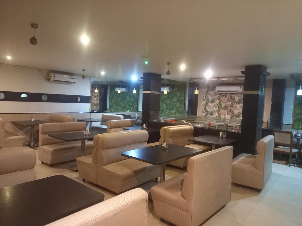 hotel pappilon costal crown ac rooms Hotel in Karnataka