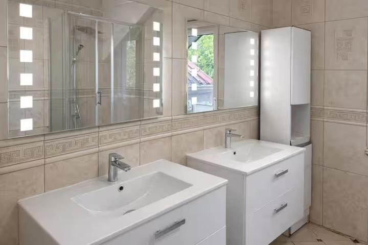 Toilet, Bathroom