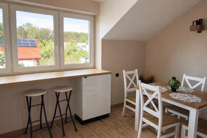 Dining area, Communal kitchen