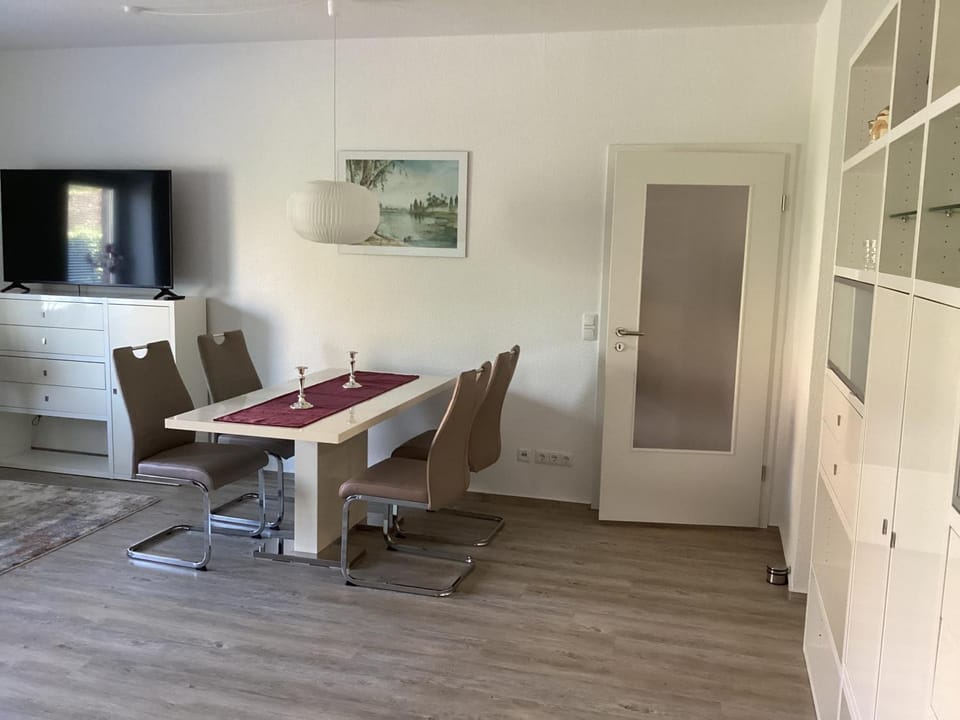 Fewo am Schweriner See - 2 Personen - Parkplatz inklusive Apartment in Mecklenburg-Vorpommern, Germany
