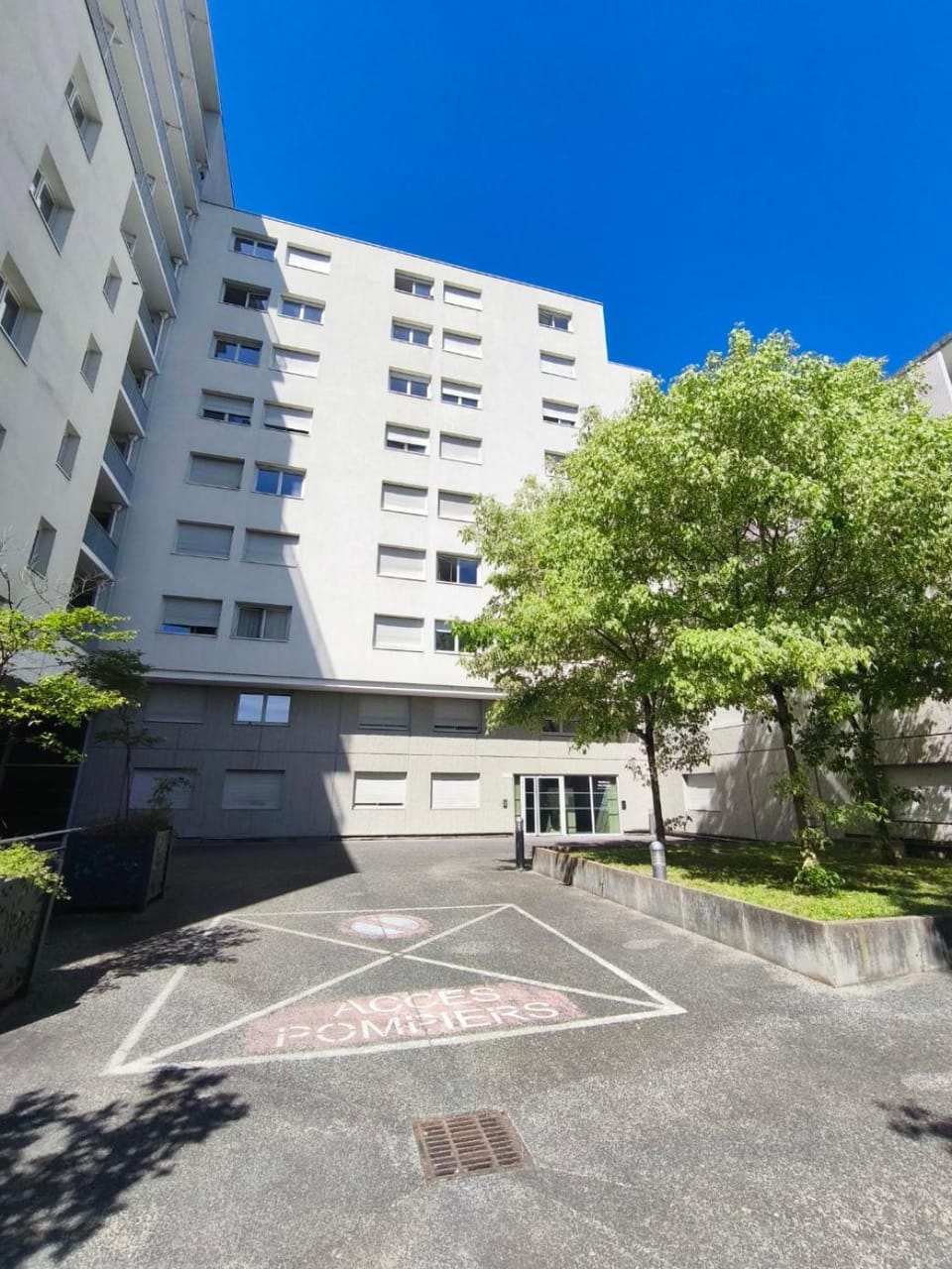 Property building, Day