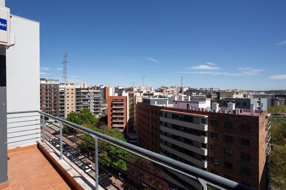 Colinas Premium 3BR Apartment in Lisbon