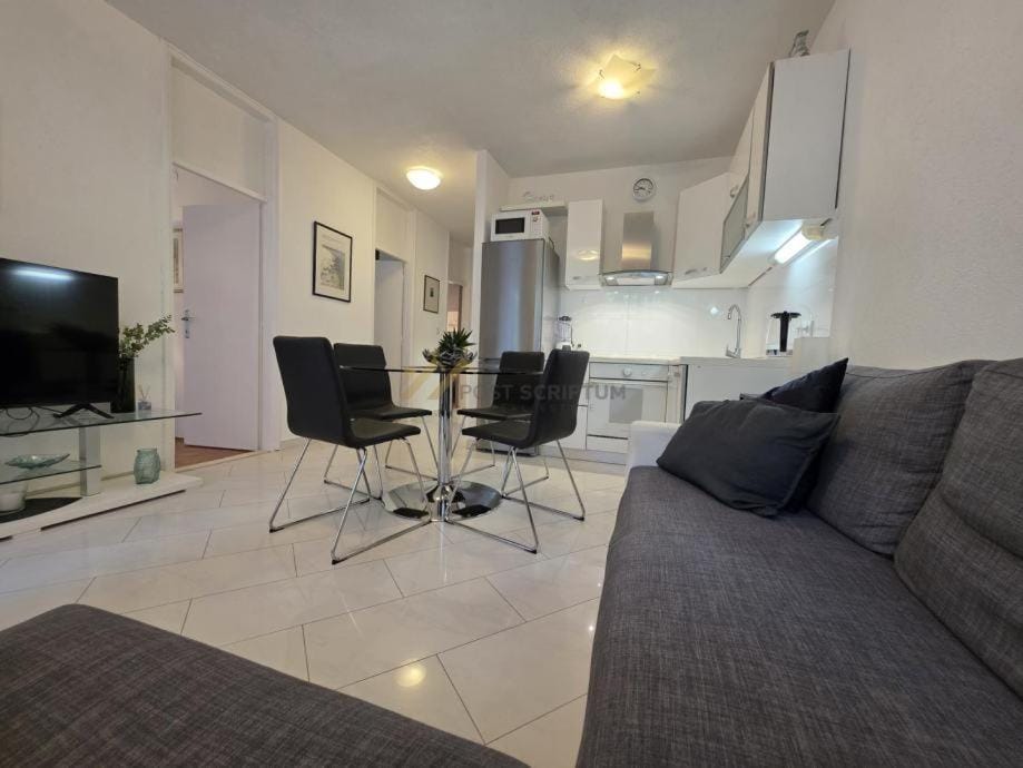 Luxury Residence near Beach and Old Town Apartment in Split