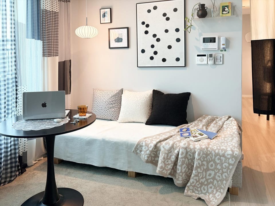Communal lounge/ TV room, TV and multimedia, Living room