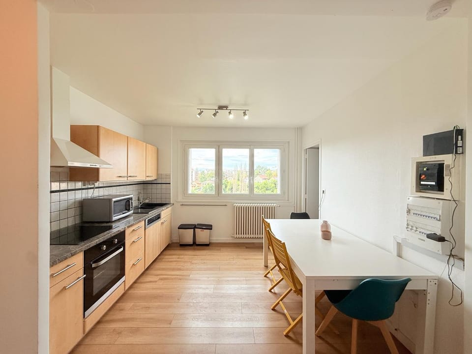 M126 Superbe t4 spacieux et lumineux Apartment in Annemasse