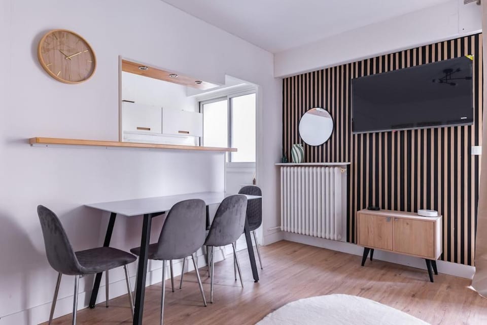 Levallois 3 stars ,8 min walk Metro ,Spotless Apartment in Levallois-Perret