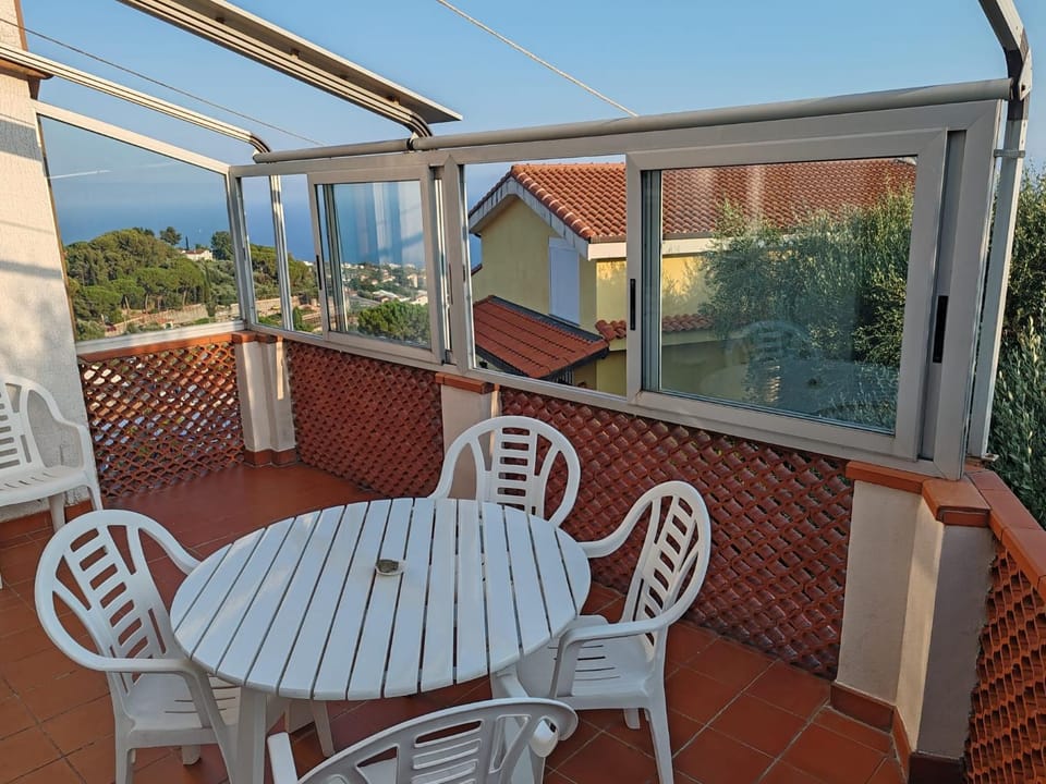 Il Colle Apartment in Sanremo