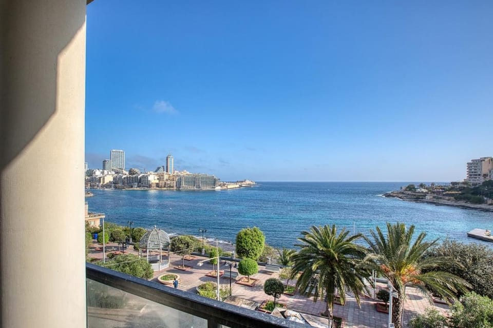 New 3BR Sliema Apt w Stunning Views by SF Homes Apartment in Sliema