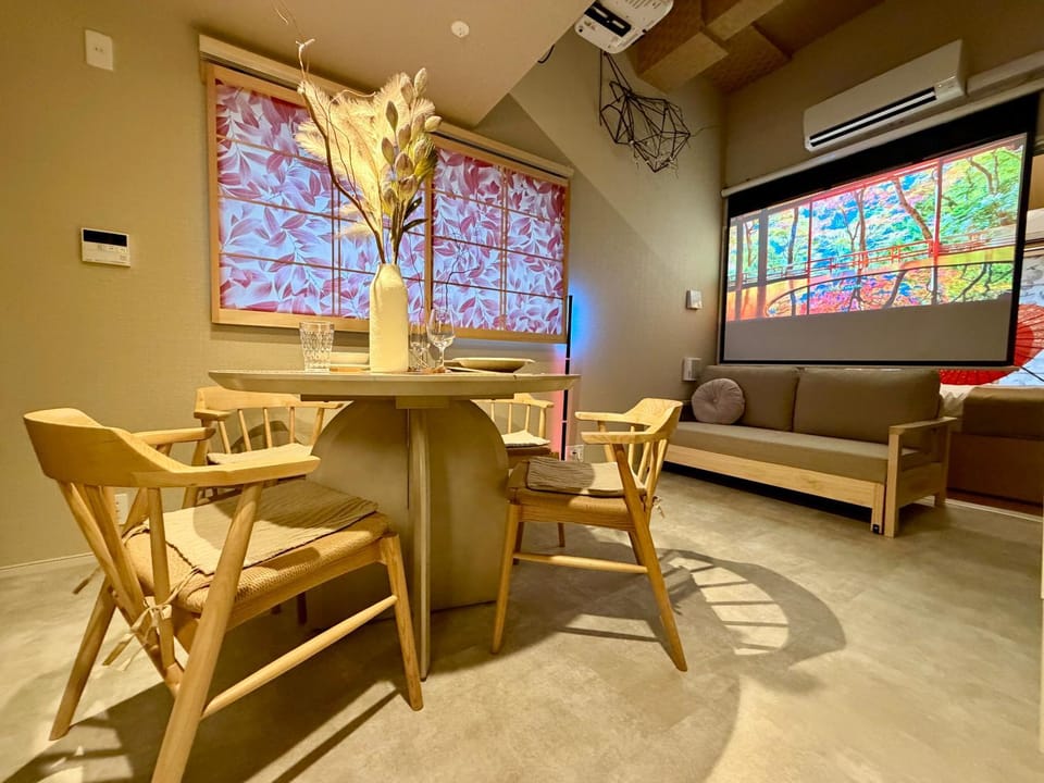 Living room, Dining area