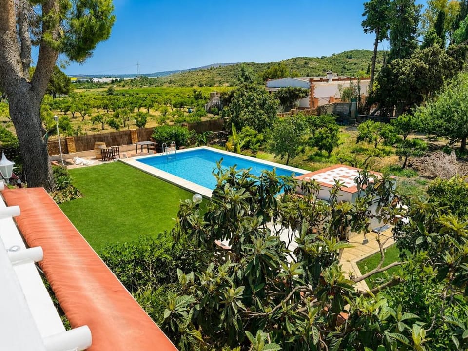 Day, Natural landscape, Garden, Mountain view, Pool view, Swimming pool