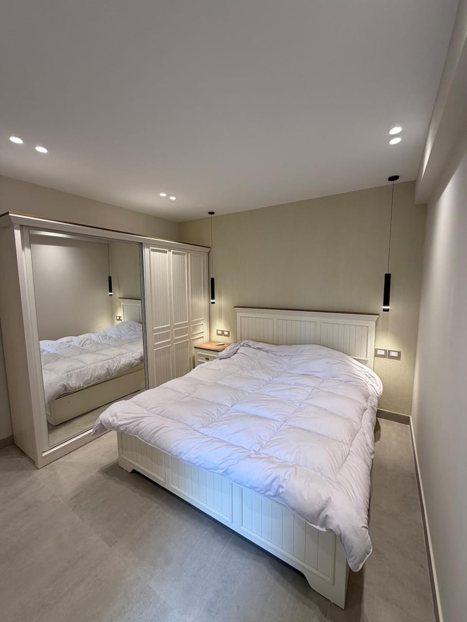 Bed, Photo of the whole room, Bedroom, wardrobe