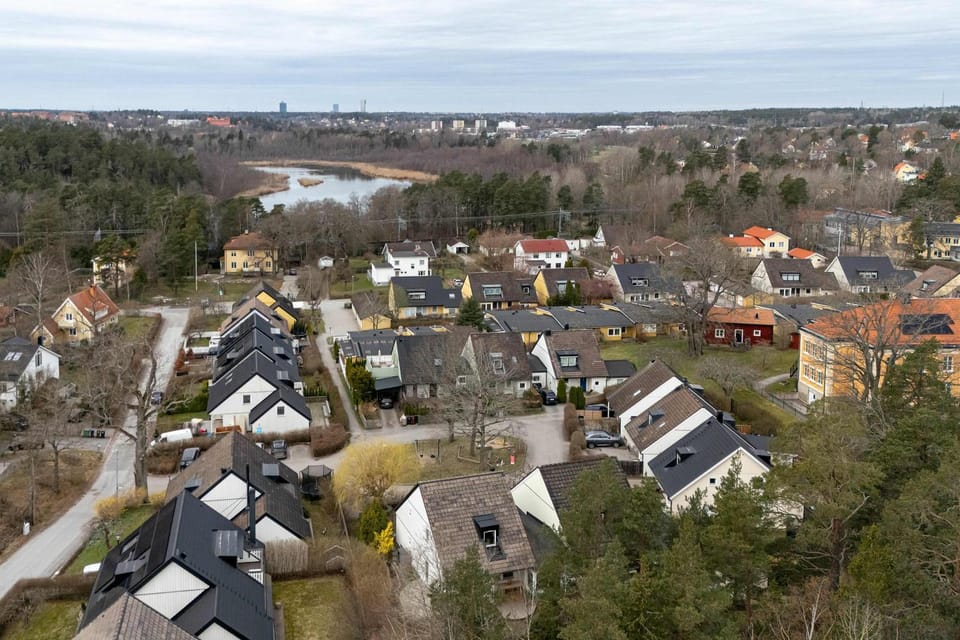 Luxury Villa Djursholm 2BR with marble details House in Stockholm
