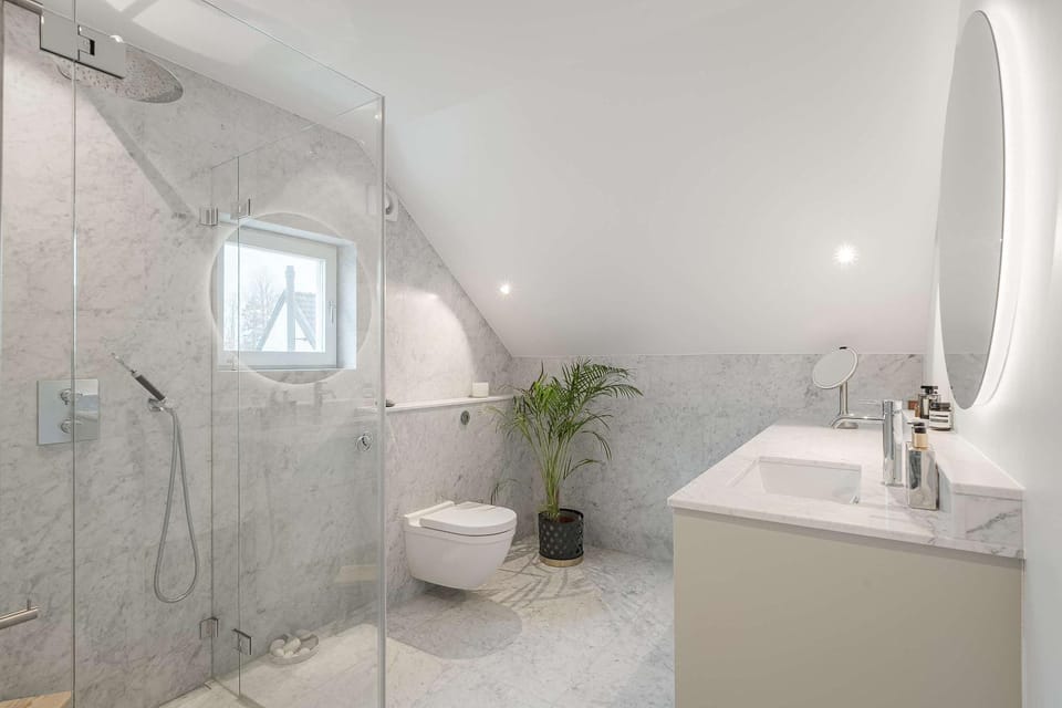 Luxury Villa Djursholm 2BR with marble details House in Stockholm