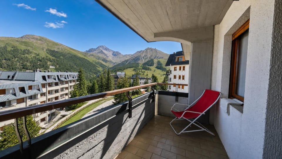 Hostdomus - Violet Apartment Apartment in Sestriere
