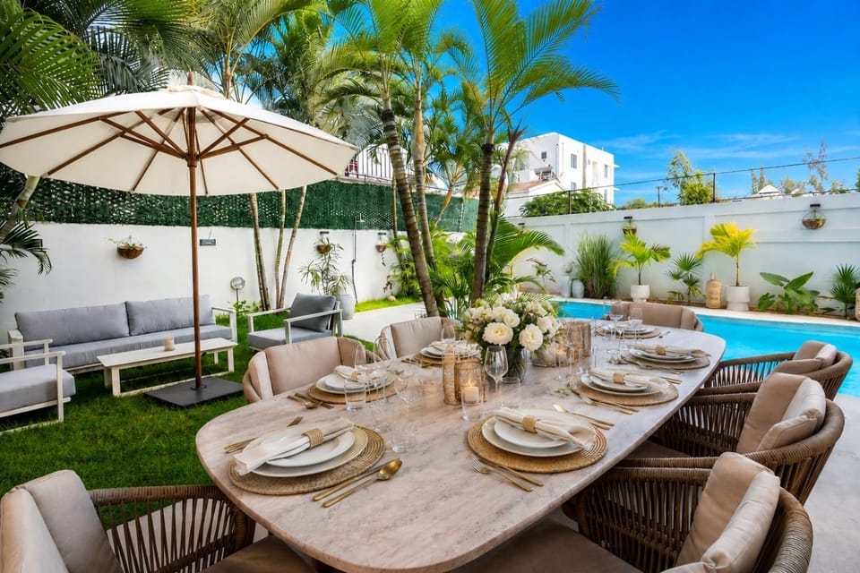 Exceptional Villa 4 Bedrooms Pool & Rooftop Villa in Grand Baie