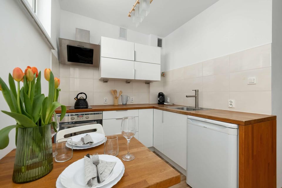 Kitchen or kitchenette, pet friendly, stove
