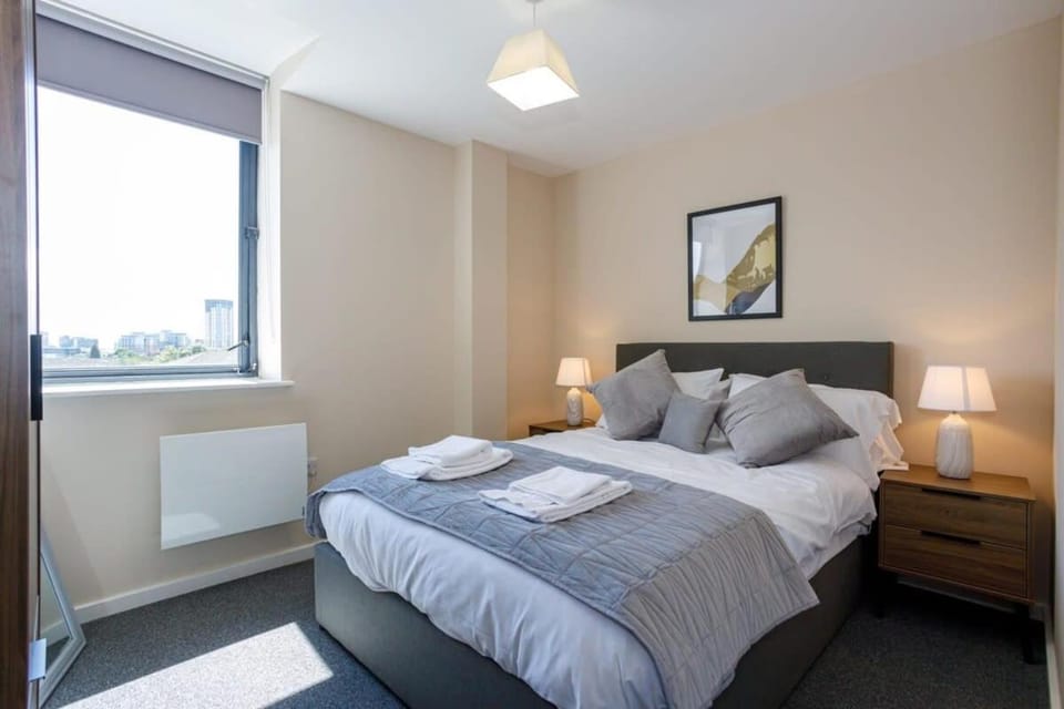 Spacious Bright 1 Bedroom Apartment Manchester Apartment in Salford