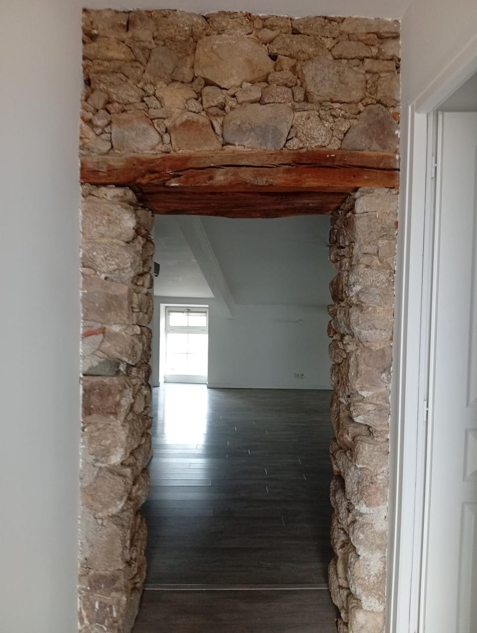 Appartement plein de charme avec terrasse ensoleillée Apartment in Pays de la Loire