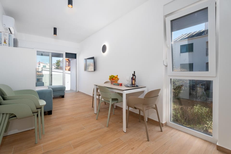 Mea Tia Seaside Apartment Apartment in Šibenik-Knin County, Croatia