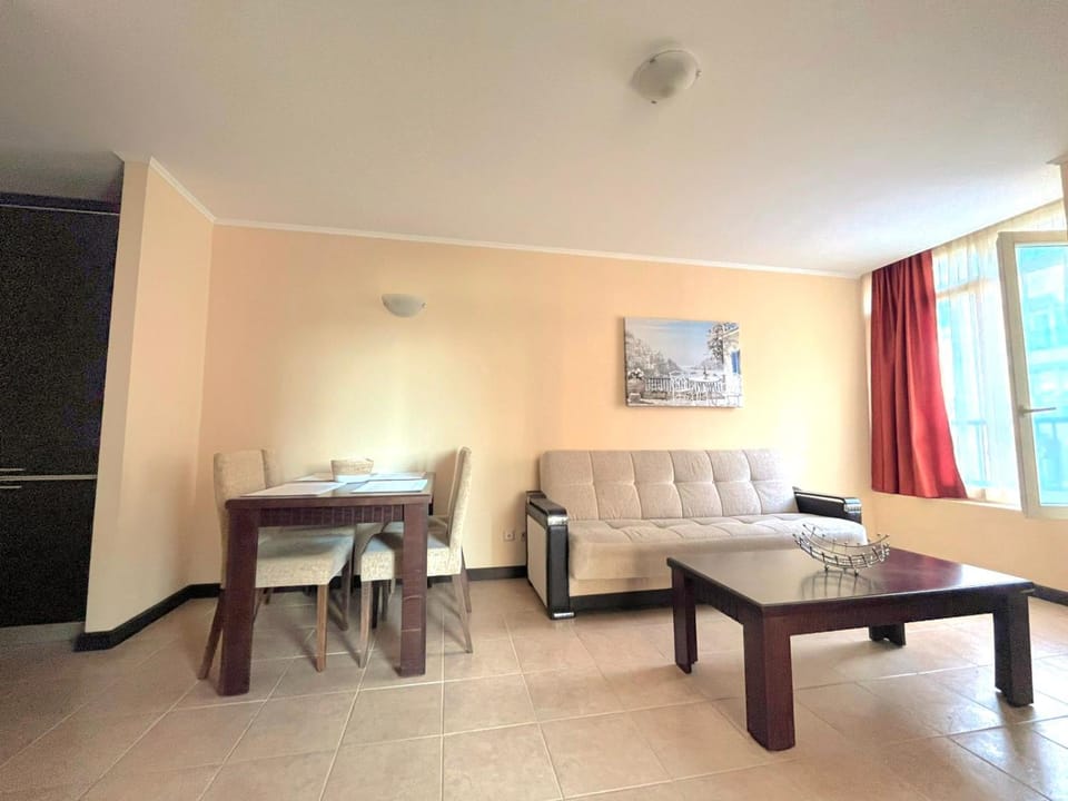 Красавиците тъмнокоси Sunset Family Apartment in Pomorie