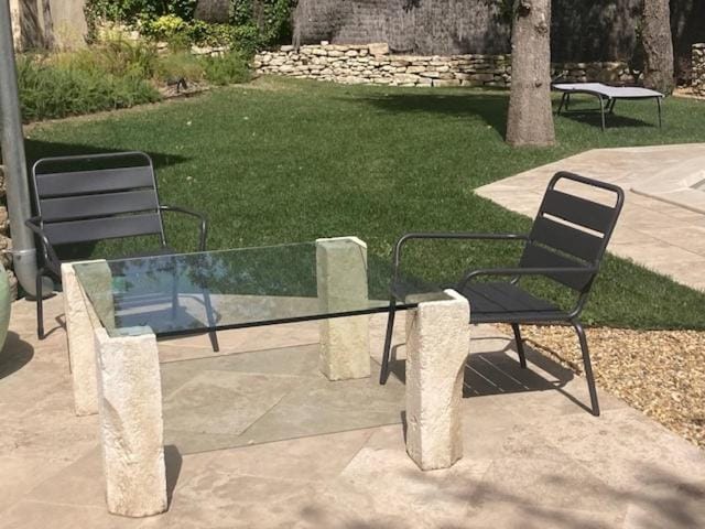 Maison de village de charme à Goult avec piscine et jardin Meublé de tourisme 4 étoiles Villa in Goult
