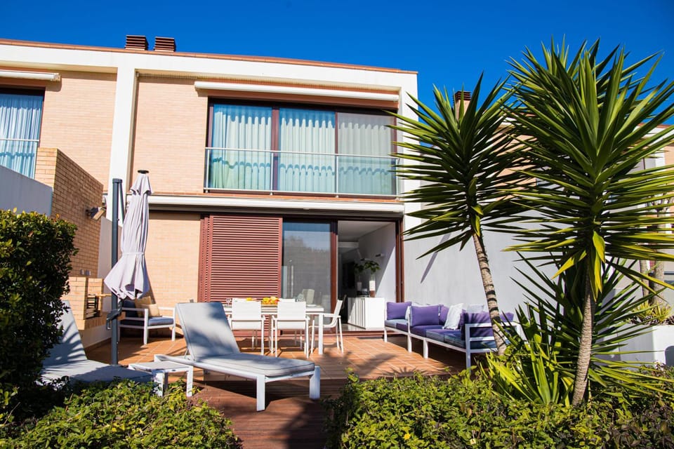 Patio, Off site, Balcony/Terrace, Dining area