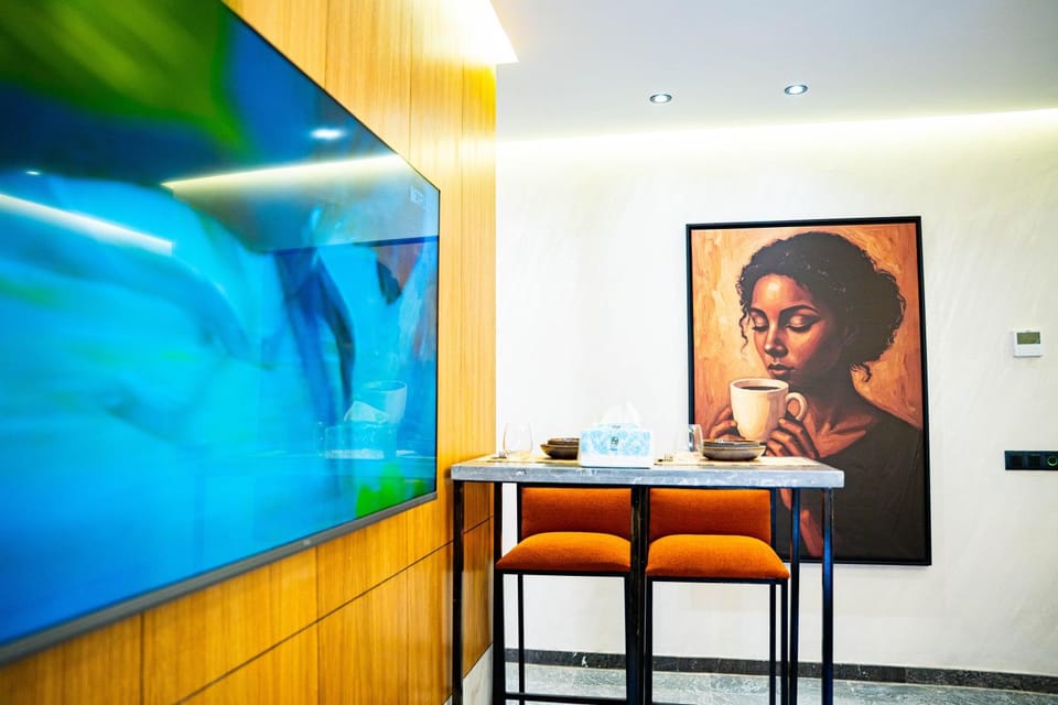 TV and multimedia, Decorative detail