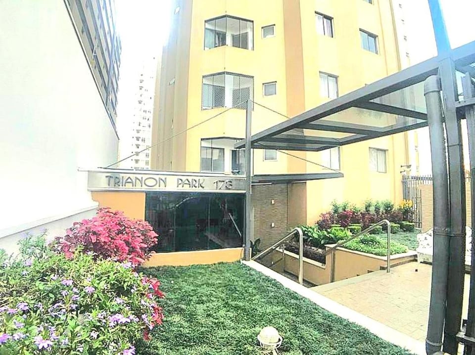 Jardim Botânico Curitiba a 100m Apartment in Curitiba