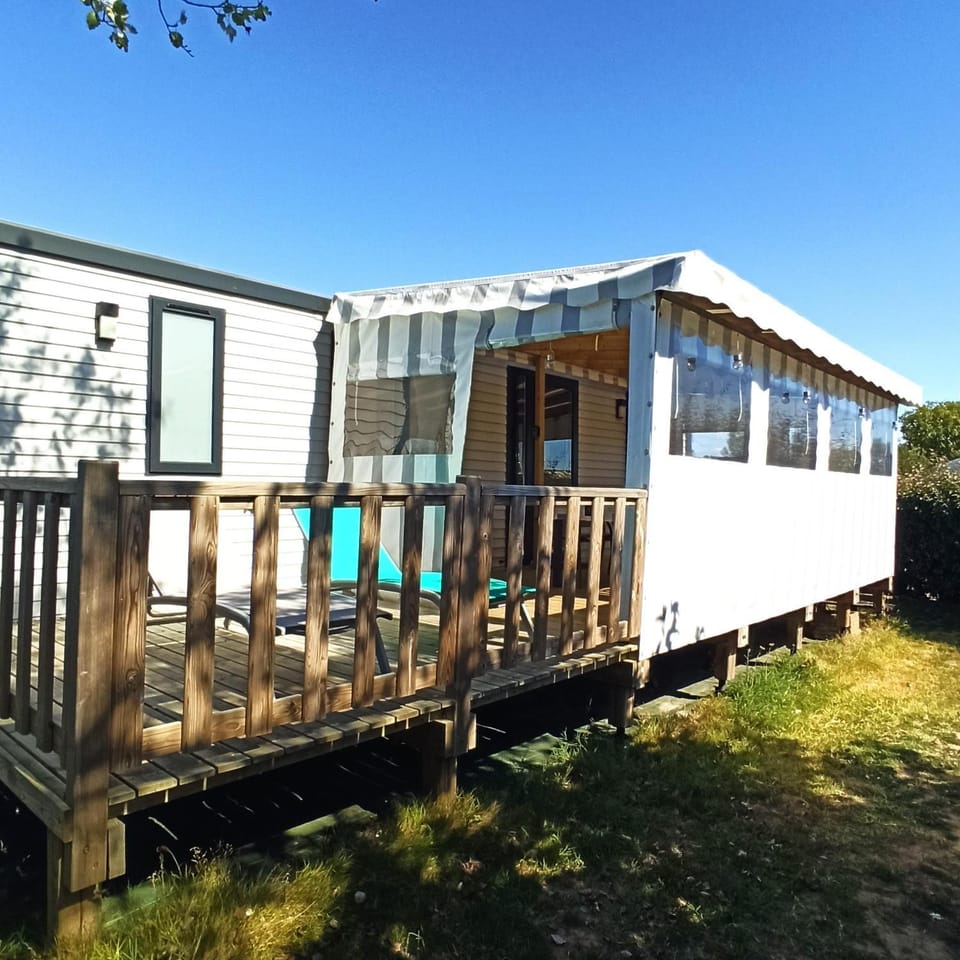 Un coin de paradis Campground/ 
RV Resort in Talmont-Saint-Hilaire