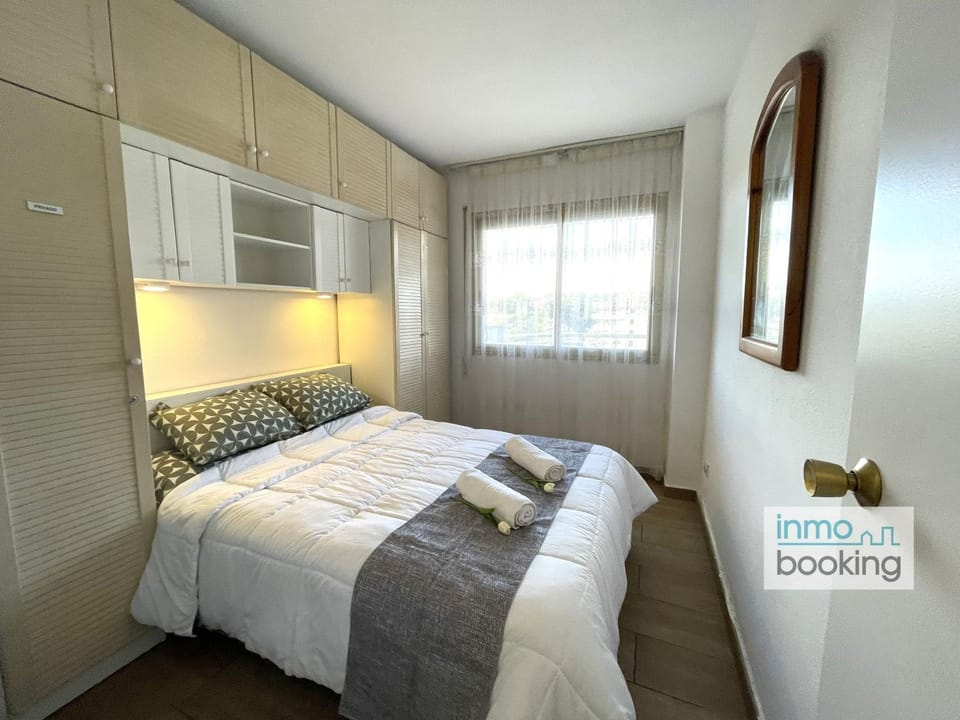 Beach Arquus IV Salou , céntrico y con piscina Apartment in Salou