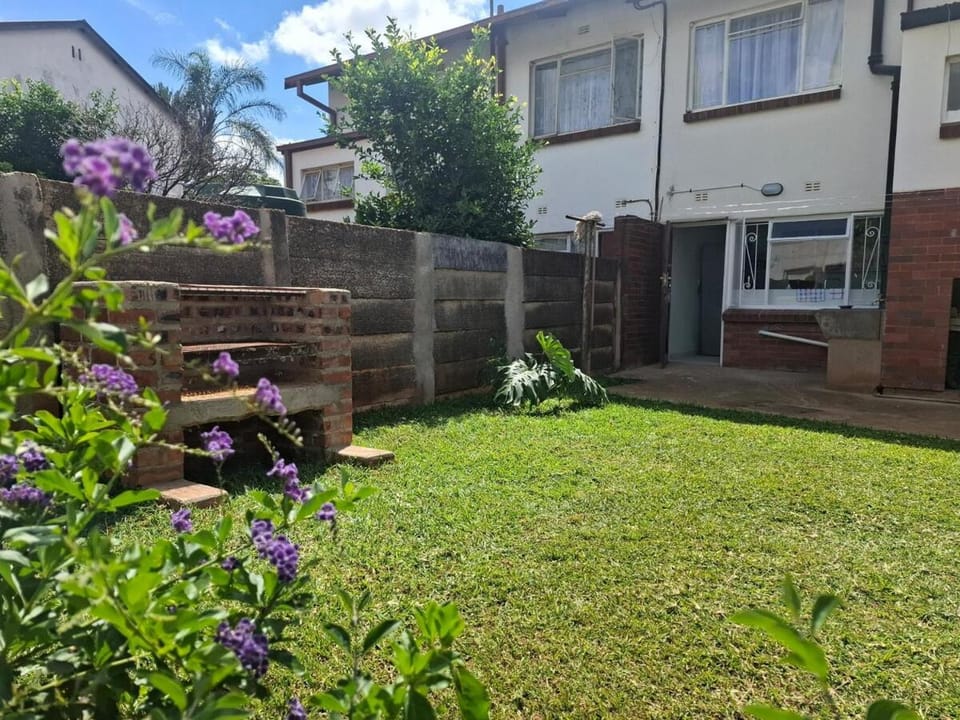 BBQ facilities, Garden