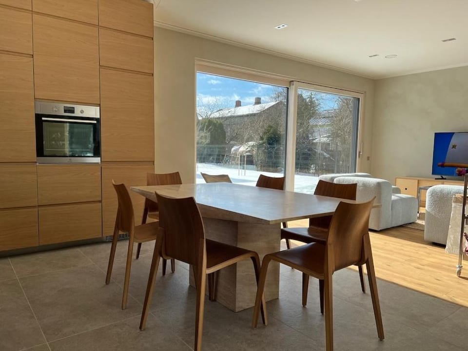 Kitchen or kitchenette, kitchen