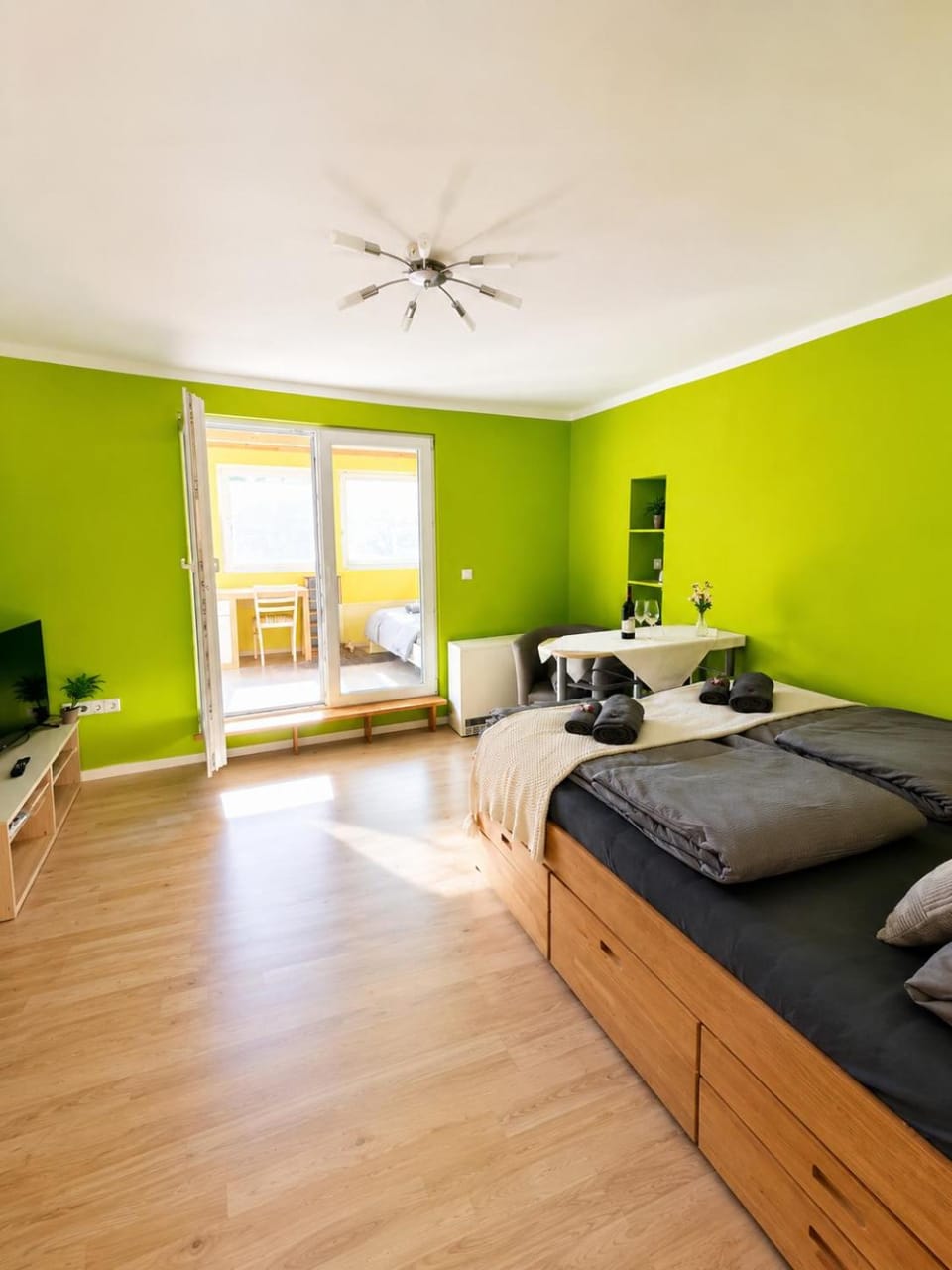 Velmora Boutique Suites - Budget Apartment Rheingau Apartment in Oestrich-Winkel