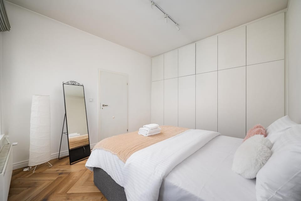Bed, Photo of the whole room, Bedroom, towels, wardrobe