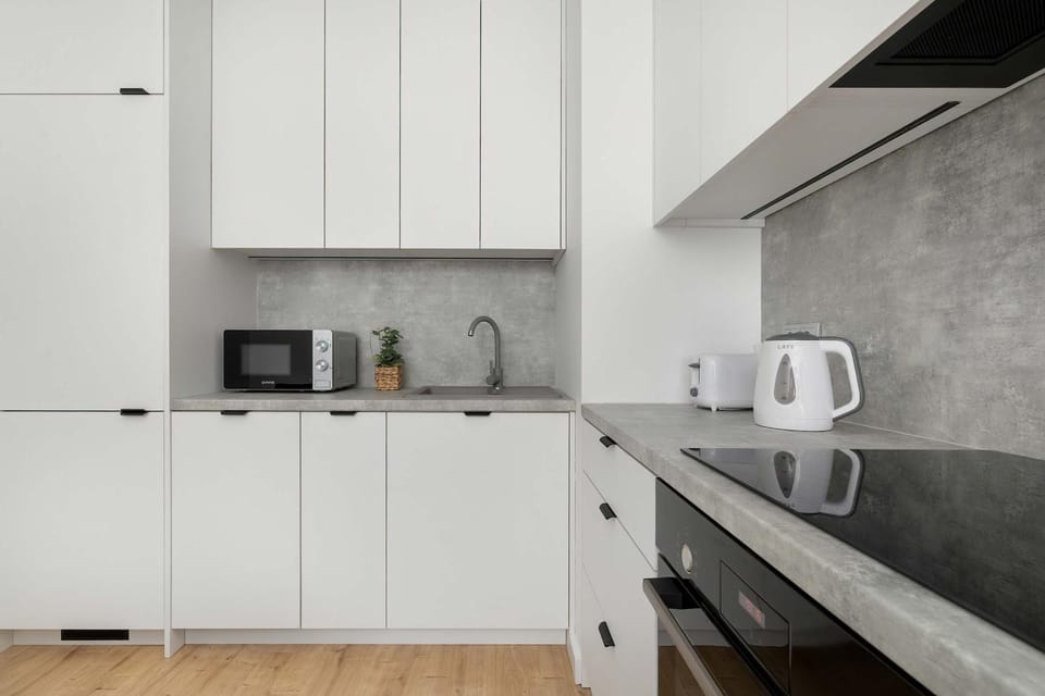 Coffee/tea facilities, Kitchen or kitchenette, stove, toaster