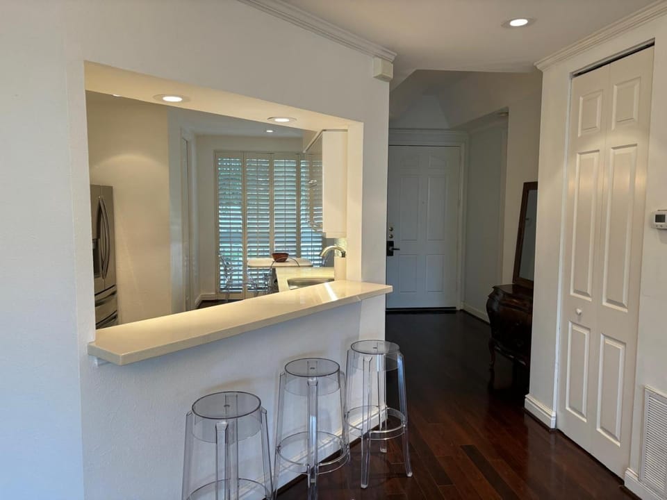 Luxury Apartment At IMG Apartment in Longboat Key
