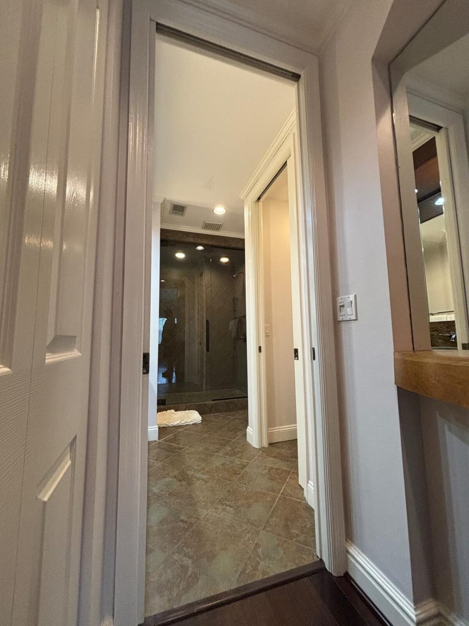 Luxury Apartment At IMG Apartment in Longboat Key