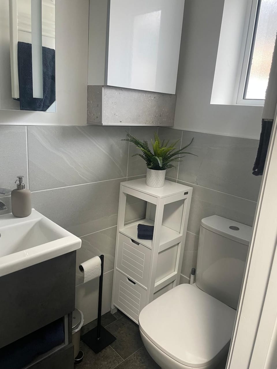 Self-contained Studio apartment Apartment in Steyning