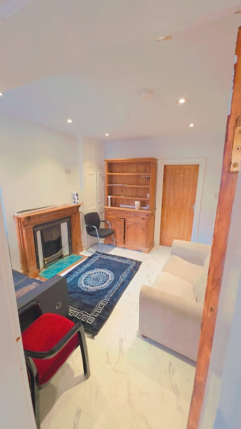 Meadow room Vacation rental in Slough