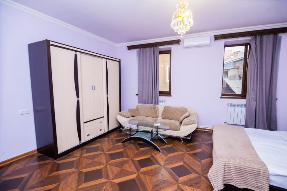 Favorit Hostel Yvn Hostel in Yerevan