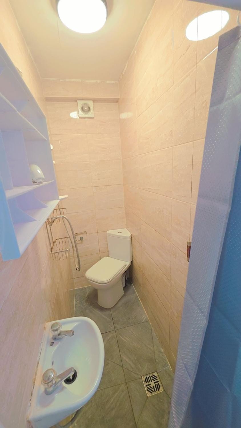 Glory room ensuite Vacation rental in Slough