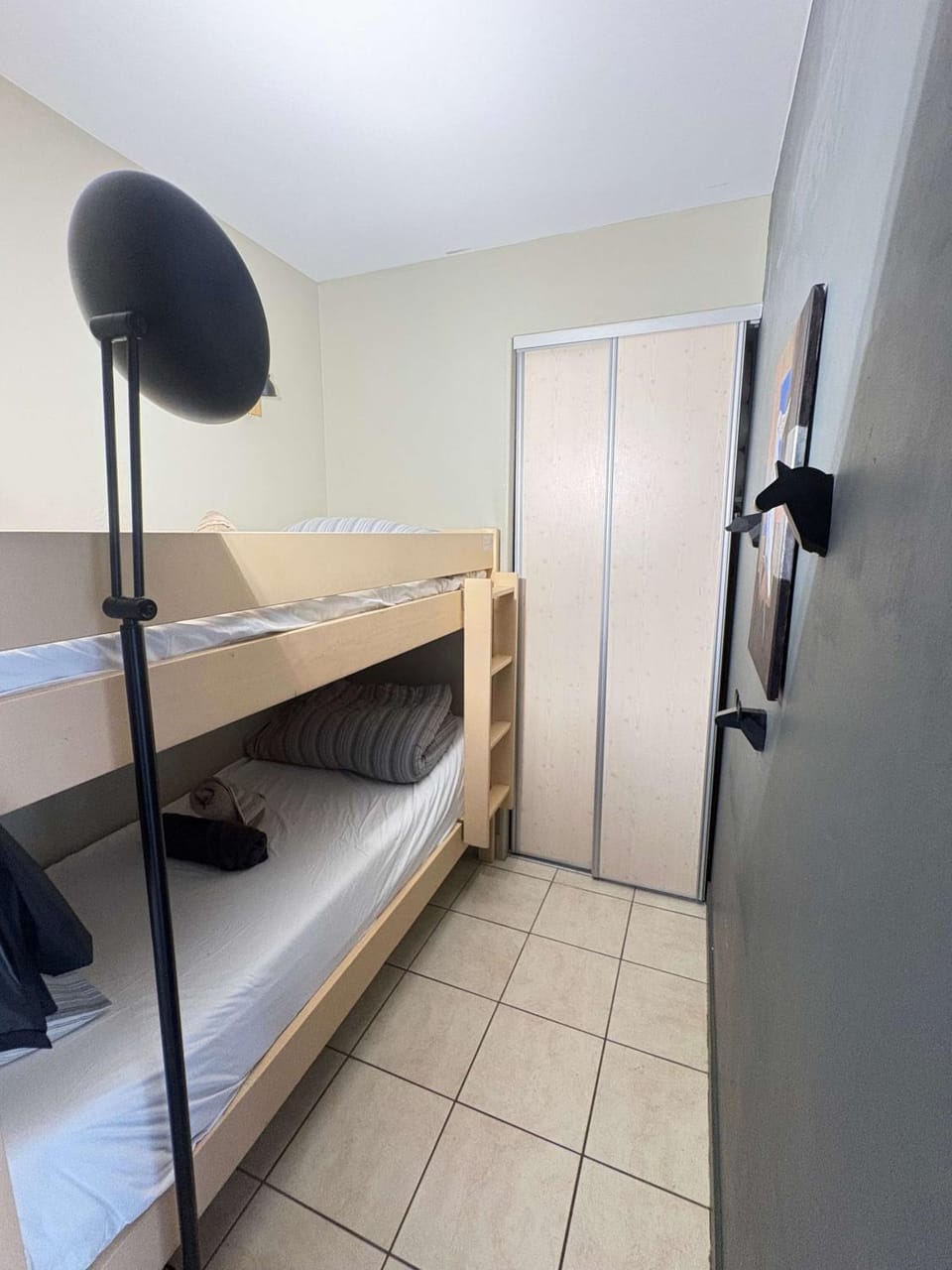 Bed, Bedroom, bunk bed