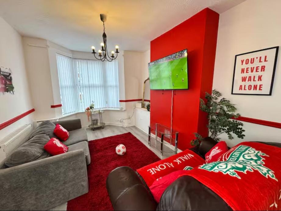 Dream LFC House with Garden! House in Liverpool