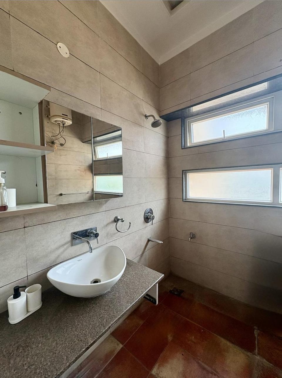 Shower, Toilet, Bathroom, Bathroom