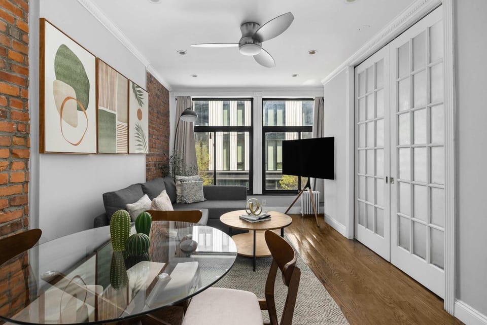 Stylish 3-Bedroom Lower East Side Stay Apartment in Lower Manhattan