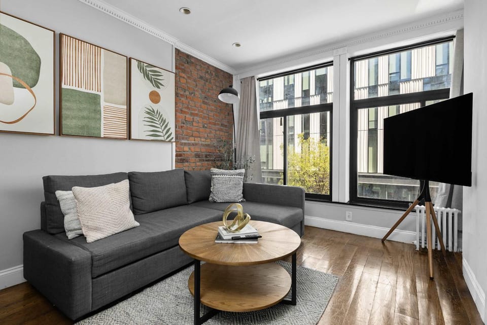 Stylish 3-Bedroom Lower East Side Stay Apartment in Lower Manhattan