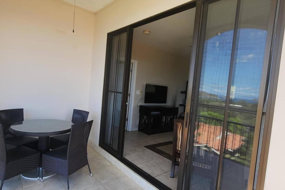 Stunning Oceanview Condo with Exceptional Views & Resort-Style Amenities House in Coco