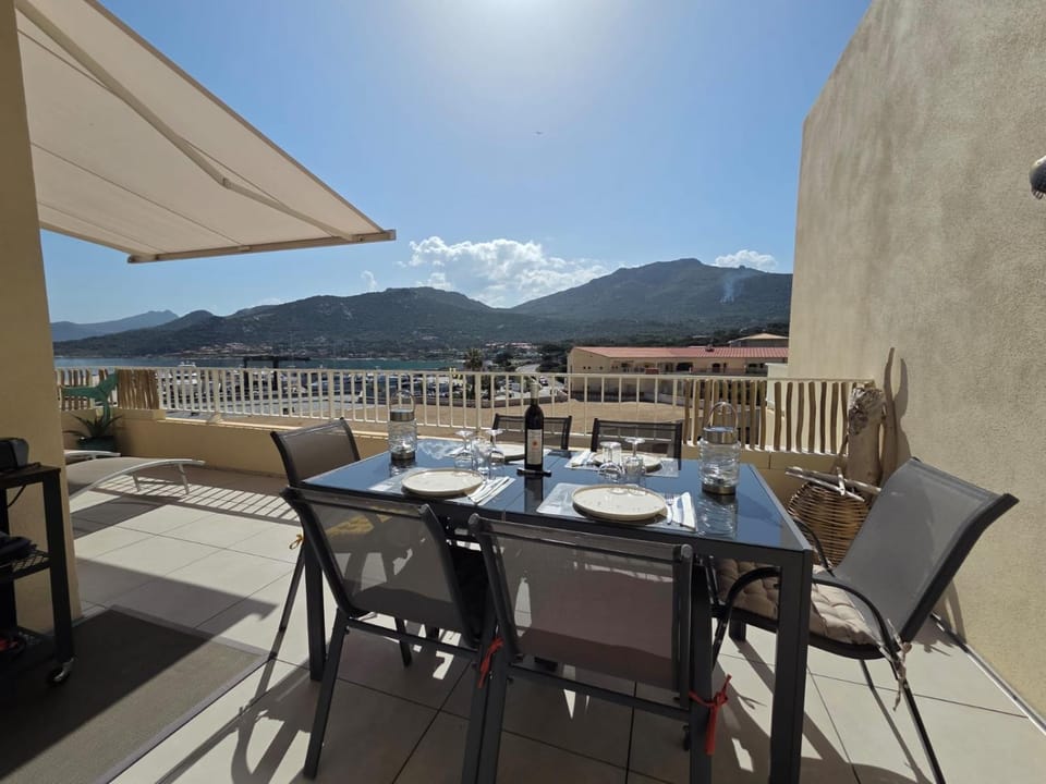 Patio, Dining area, Mountain view, Sea view